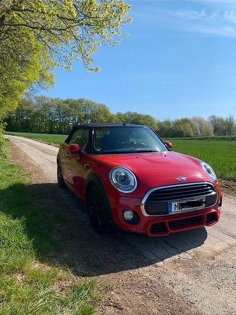 Second-hand Mini Cooper 136 CP (100 kW) 2017 Roșu Hatchback