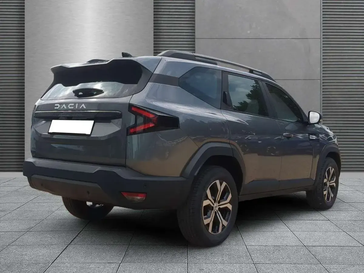 Neu Dacia Bigster Expression 140 PS (102 kW) 2026 Dolomitgrau SUV