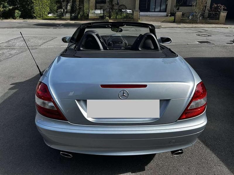 Gebraucht Mercedes SLK200 163 PS (119 kW) 2005 Grau Cabrio