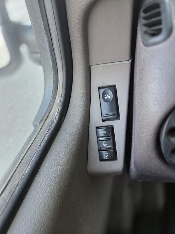 Second-hand Renault Master 2001