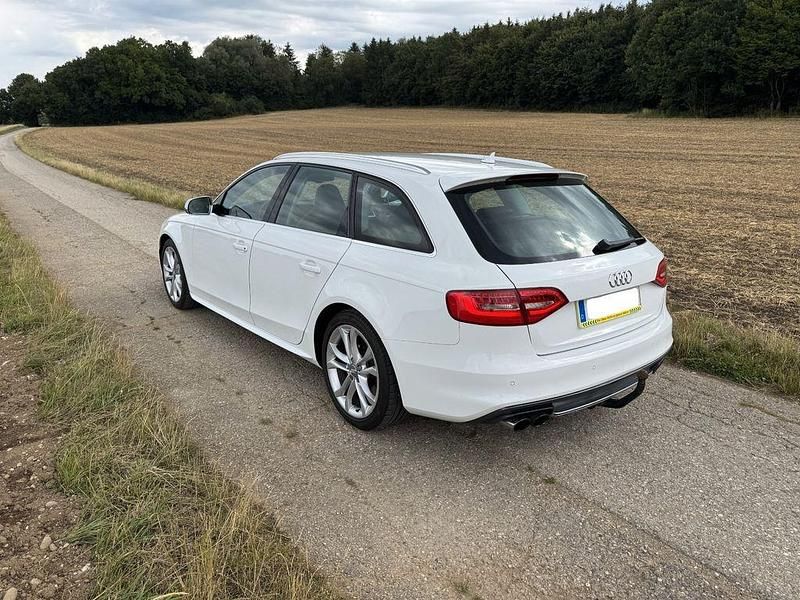 Gebraucht Audi S4 Sport 333 PS (244 kW) 2012 Schwarz Kombi