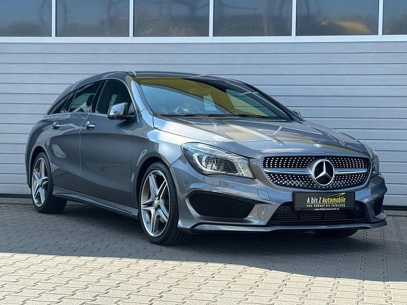 Grau Gebraucht 2015 Mercedes CLA200 Shooting Brake AMG Kombi | 19.990 € (Fairer Preis) - Bild 1/4