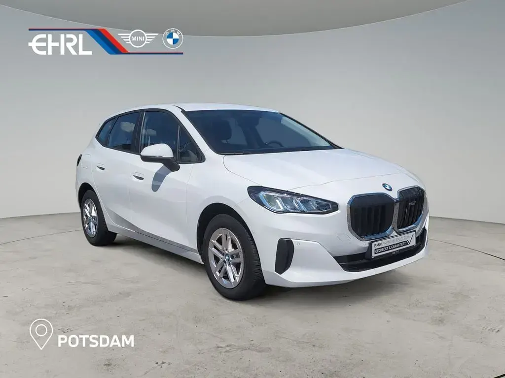 Gebraucht BMW 218 Performance 136 PS (100 kW) 2022 Weiß Van / Kleinbus