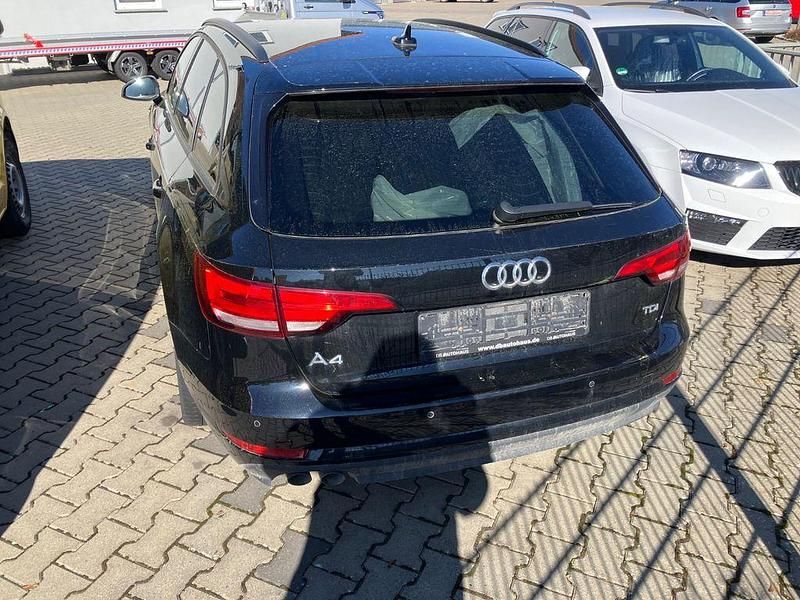Gebraucht Audi A4 Sport 190 PS (139 kW) 2018 Schwarz Kombi