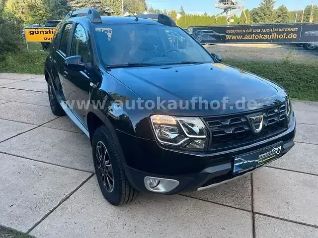 Gebraucht Dacia Duster Black Shadow 125 PS (91 kW) 2017 Schwarz SUV