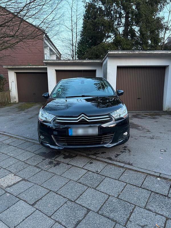 Schwarz Gebraucht 2014 Citroën C4 Limousine | 6.000 € (Fairer Preis) - Bild 1/4