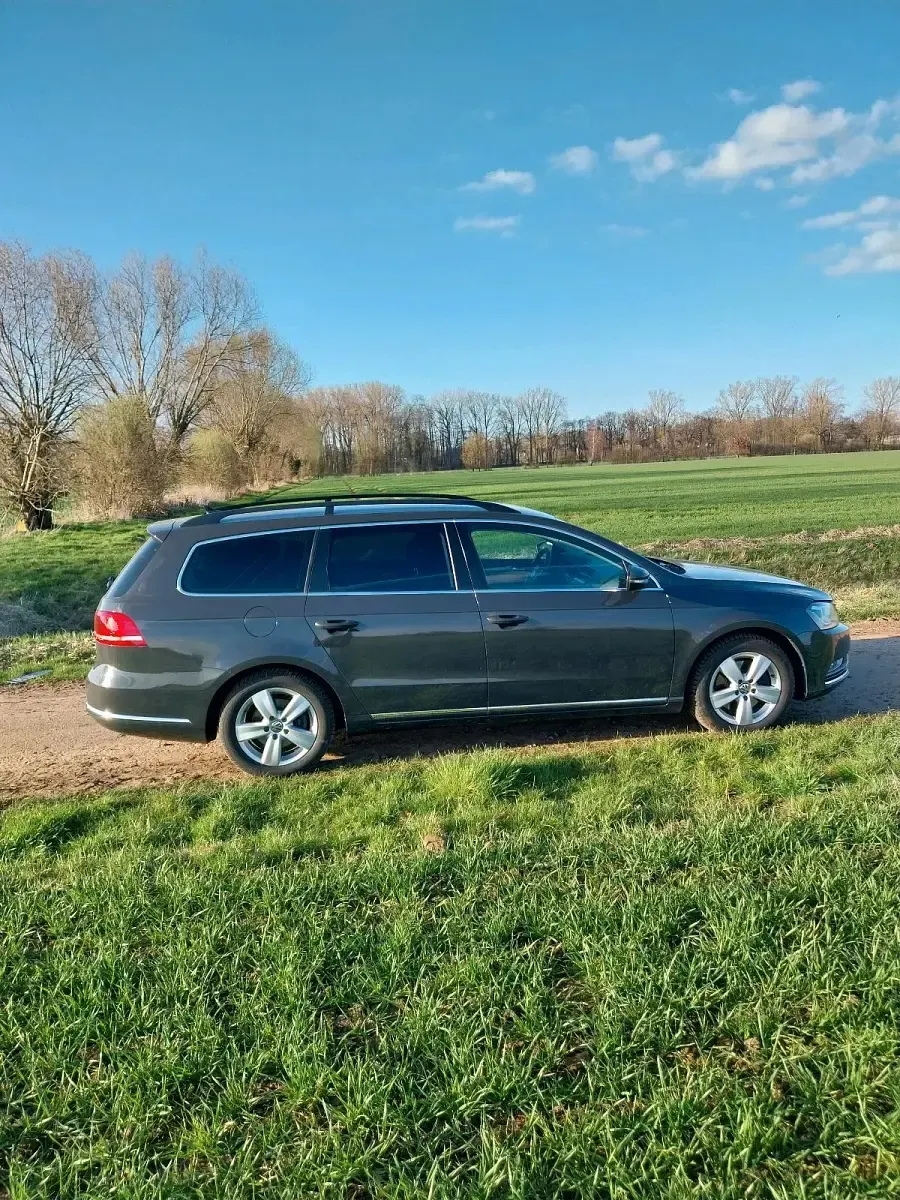 Gebraucht VW Passat 2013 Grau Kombi