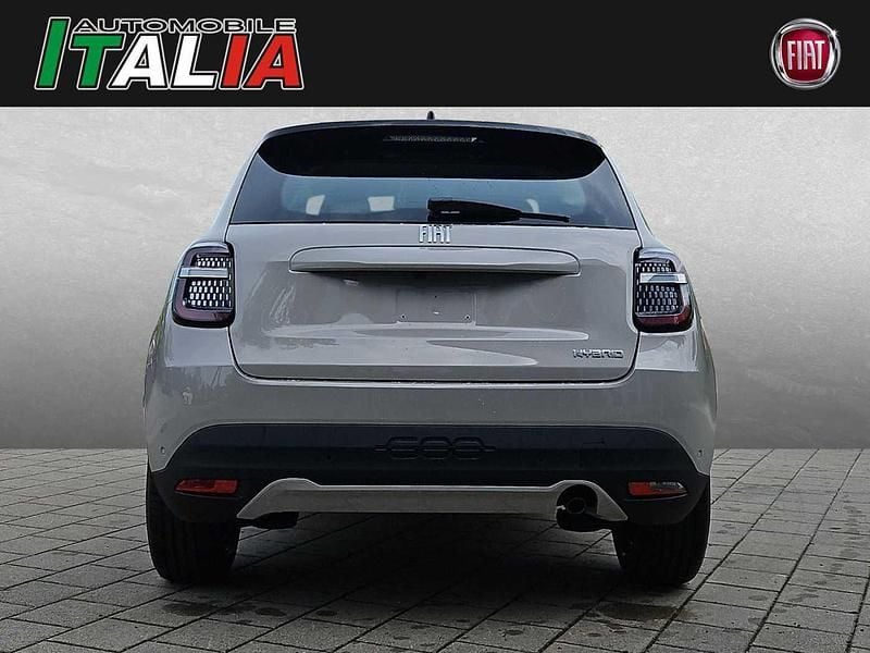 Gebraucht Fiat 600 101 PS (74 kW) 2024 Grau Limousine