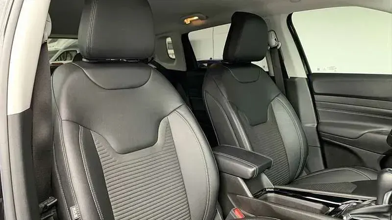 Gebraucht Jeep Compass Limited 190 PS (139 kW) 2021 Schwarz SUV