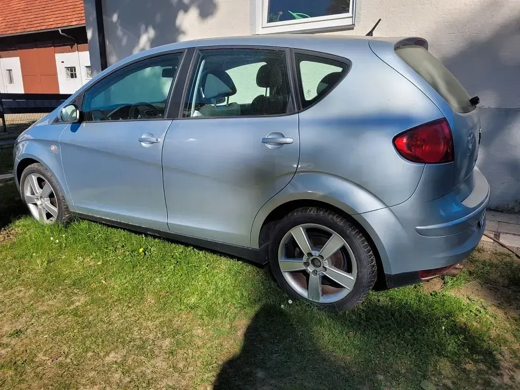 Gebraucht Seat Altea Fresh 150 PS (110 kW) 2005 Silber Van / Kleinbus
