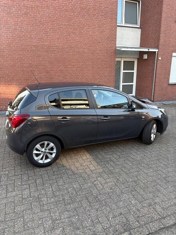 Gebraucht Opel Corsa 90 PS (66 kW) 2015 Grau Kleinwagen