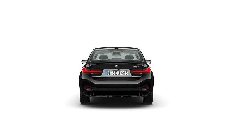 Neu BMW 318 156 PS (114 kW) 2025 Schwarz uni Limousine