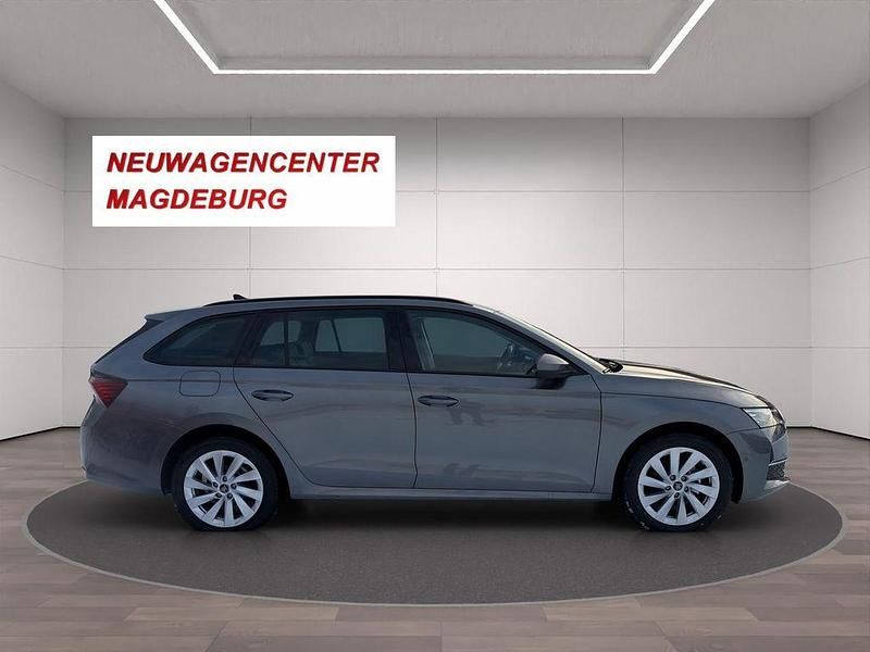 Gebraucht Skoda Octavia Selection 150 PS (110 kW) 2025 Grau Limousine