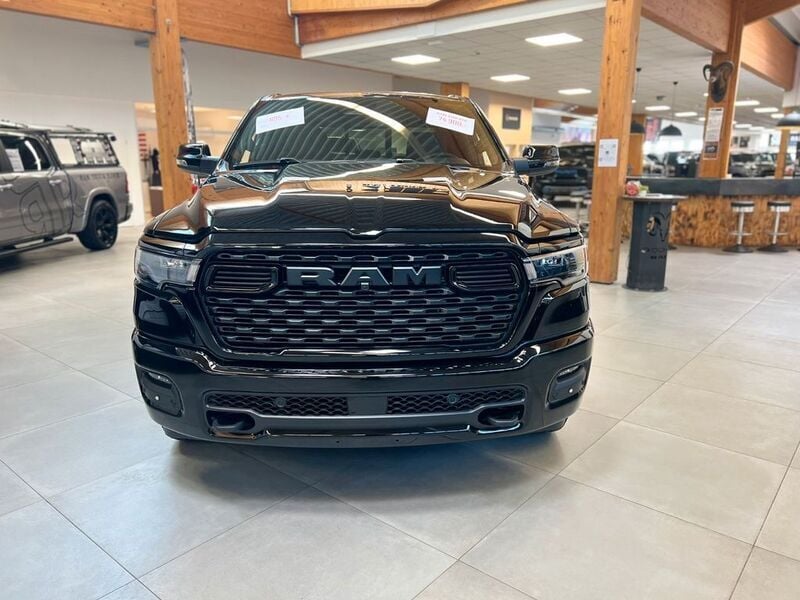 Second-hand Dodge Ram 424 CP (311 kW) 2024 Negru Pickup