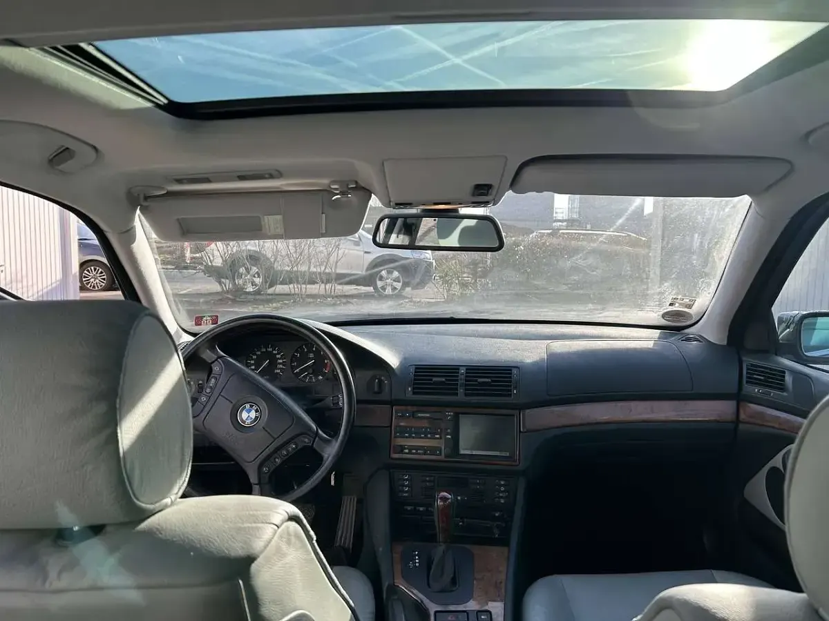 Gebraucht BMW 540 286 PS (210 kW) 2000 Grün Limousine