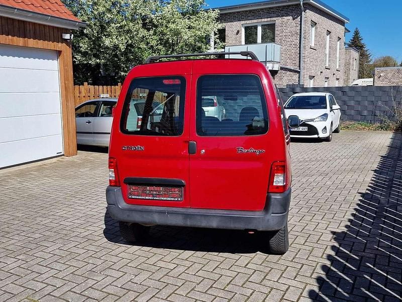 Second-hand Citroën Berlingo First 75 CP (55 kW) 2009 Roșu Monovolum