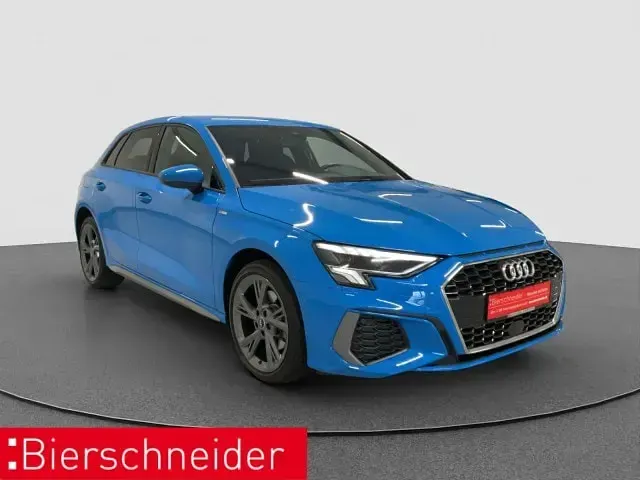 Gebraucht Audi A3 Sportback e-tron Design 204 PS (150 kW) 2022 Turboblau Kleinwagen