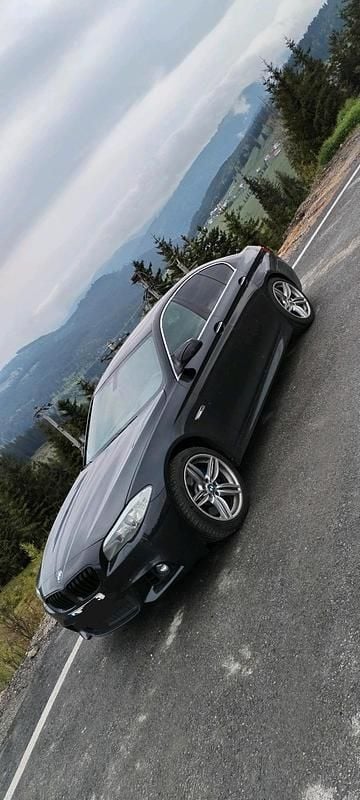 Schwarz Gebraucht 2012 BMW 530 M Sport Limousine | 13.100 € (Superpreis) - Bild 1/4