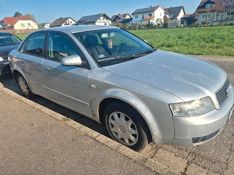 Gebraucht Audi A4 131 PS (96 kW) 2004 Silber Limousine