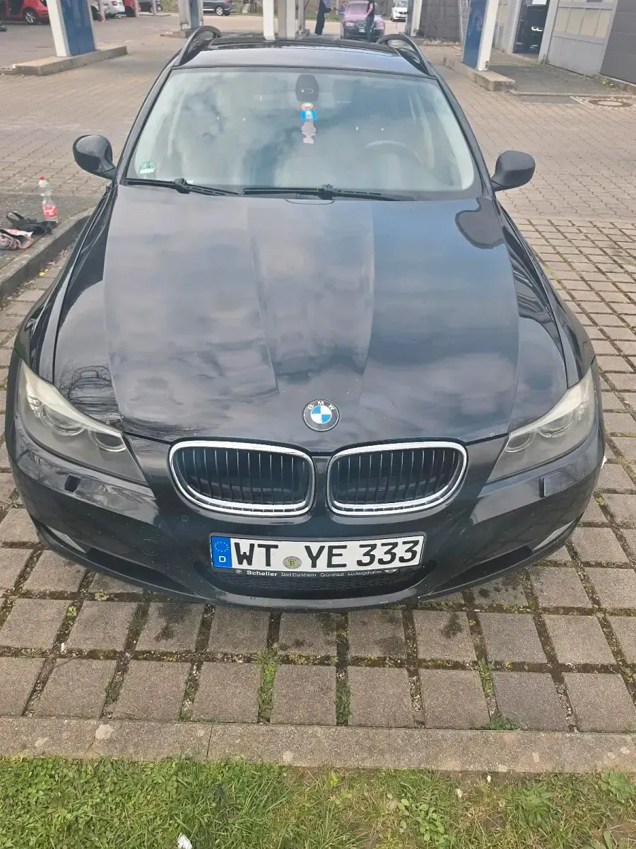 Gebraucht BMW 320 163 PS (119 kW) 2009 Limousine