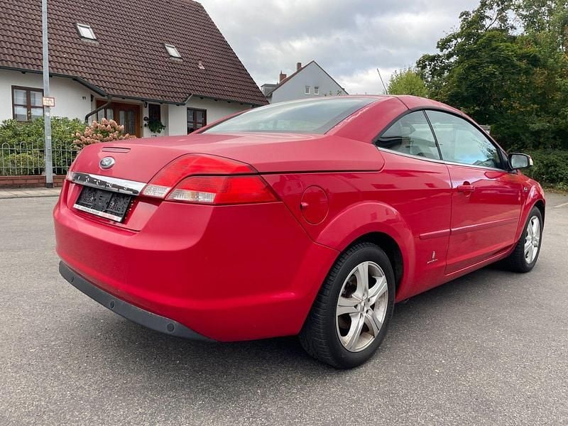 Gebraucht Ford Focus Cabriolet 101 PS (74 kW) 2007 Rot Cabrio