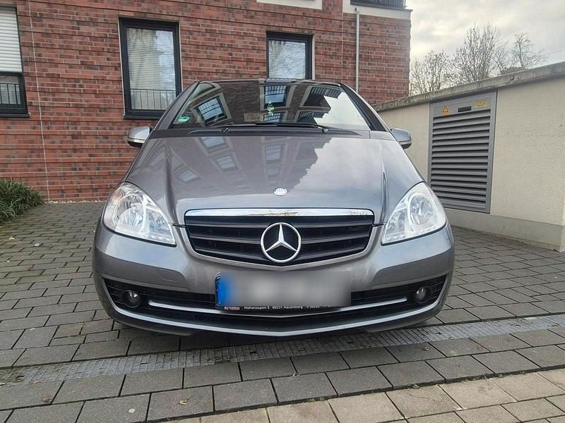 Gebraucht Mercedes A160 95 PS (69 kW) 2009 Grau Limousine