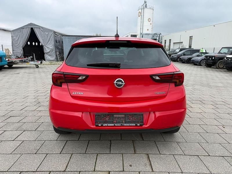 Gebraucht Opel Astra Dynamic 150 PS (110 kW) 2015 Rot Limousine