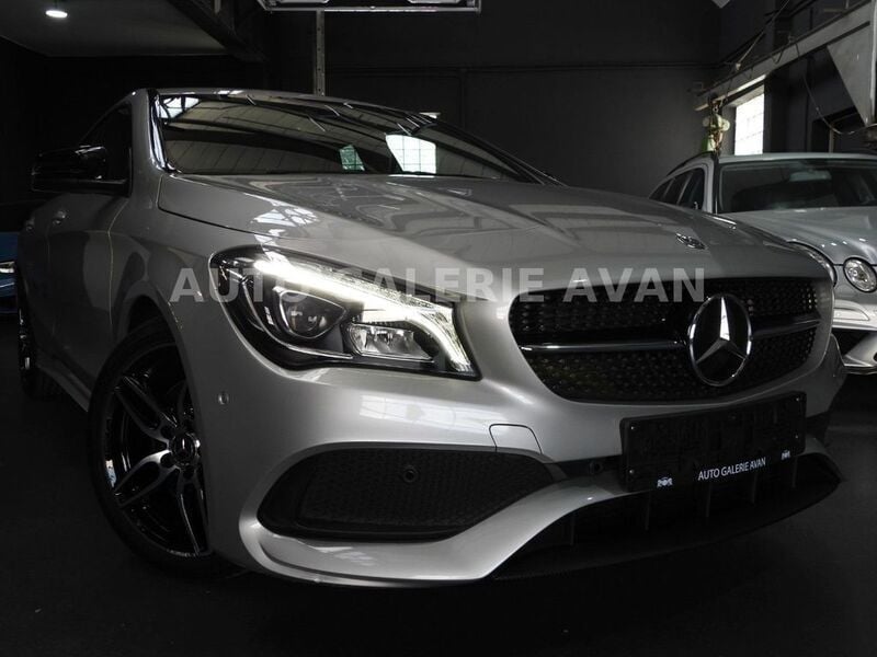 Polarsilber metalliclack Gebraucht 2017 Mercedes CLA220 Shooting Brake Night Kombi | 21.000 € (Fairer Preis) - Bild 1/4