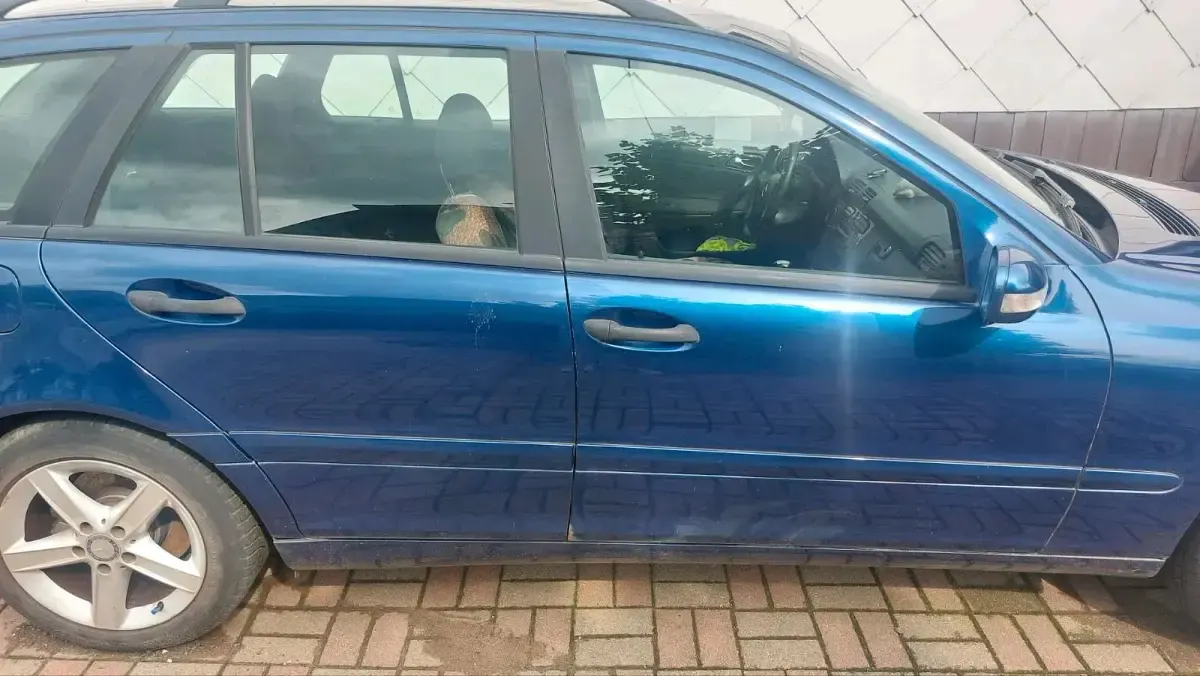 Gebraucht Mercedes C200 2004 Blau Kombi