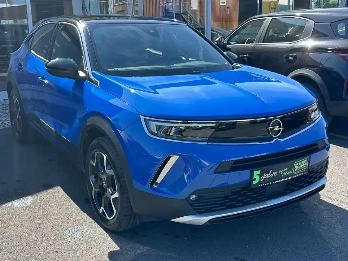 Gebraucht Opel Mokka Ultimate 131 PS (96 kW) 2023 Perl blau/voltaik blau SUV