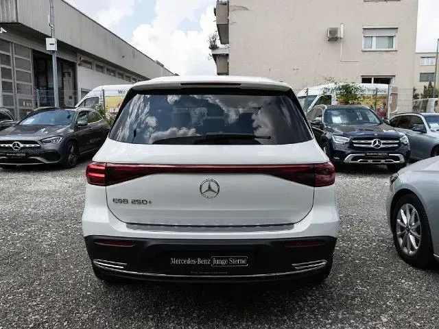 Gebraucht Mercedes EQB250 139 kW (190 PS) 2025