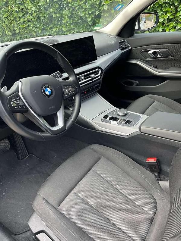 Gebraucht BMW 318 156 PS (114 kW) 2024 Weiß Kombi