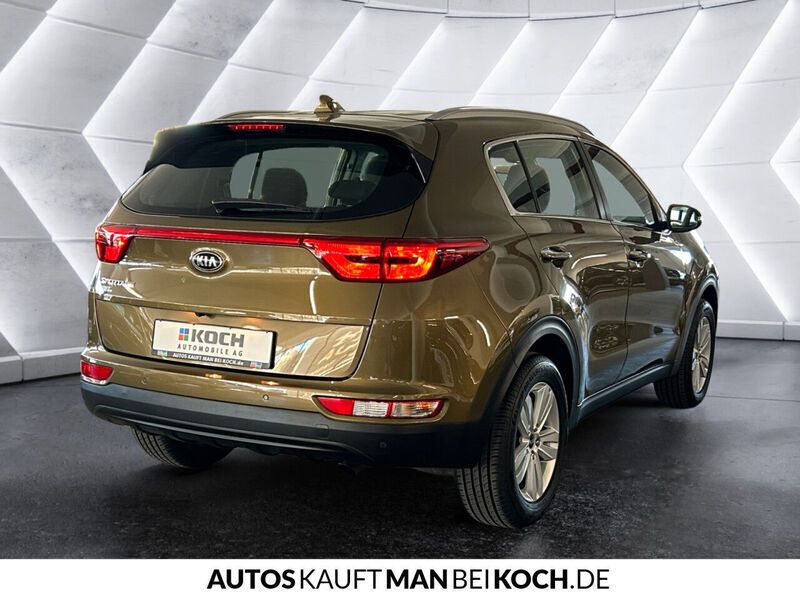 Gebraucht Kia Sportage Vision 132 PS (97 kW) 2017 Grün SUV