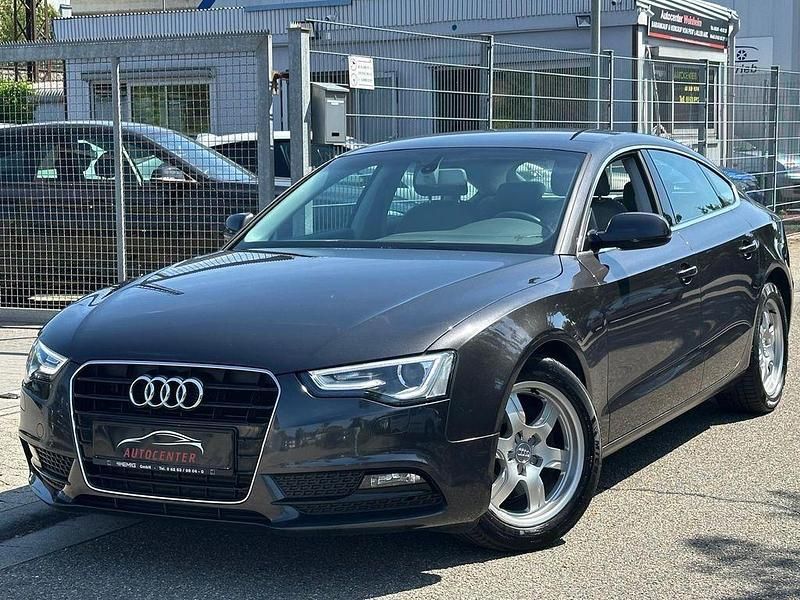 Grau Gebraucht 2015 Audi A5 Sportback Sport Limousine | 12.990 € (Guter Preis) - Bild 1/4