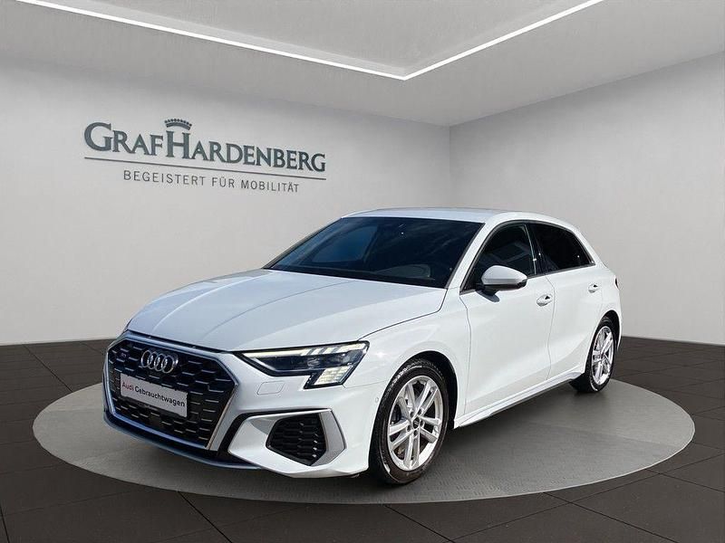 Weiß Gebraucht 2022 Audi S3 S-Line Limousine | 38.888 € (Fairer Preis) - Bild 1/4