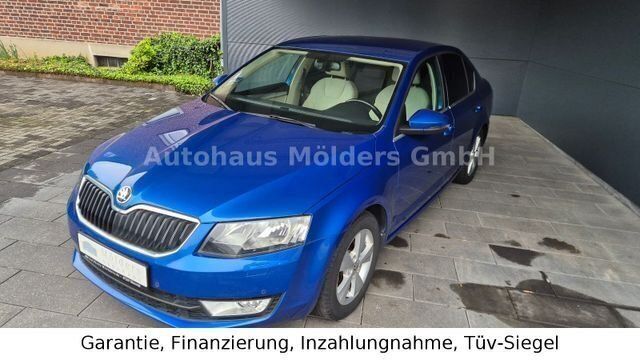 Blau Gebraucht 2016 Skoda Octavia Limousine | 14.650 € (Fairer Preis) - Bild 1/4