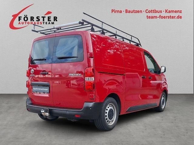 Gebraucht Toyota Proace 120 PS (88 kW) 2021 Ziegelrot (bis produktion 08/20) Van / Kleinbus