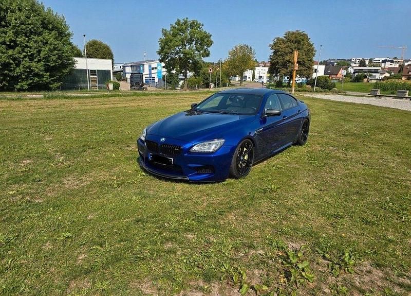 Gebraucht BMW M6 Sport Line 560 PS (411 kW) 2015 Blau Coupé