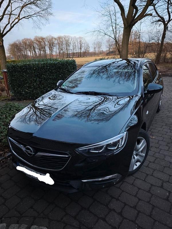 Schwarz Gebraucht 2020 Opel Insignia Kombi | 15.300 € (Fairer Preis) - Bild 1/4