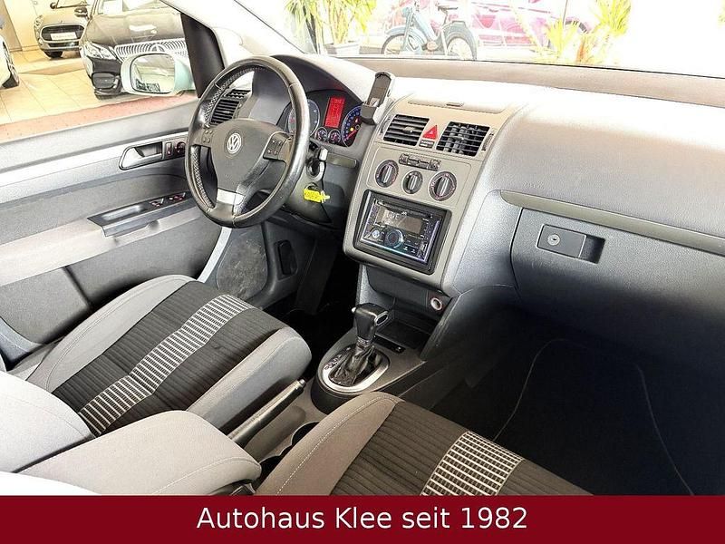 Gebraucht VW Touran 105 PS (77 kW) 2009 Silber Van / Kleinbus