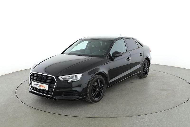 Schwarz Gebraucht 2019 Audi A3 Sport Limousine | 15.590 € (Superpreis) - Bild 1/3