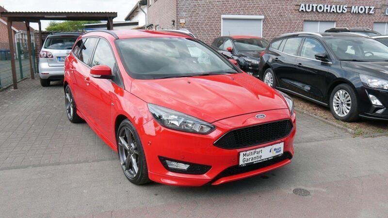 Racerot Gebraucht 2017 Ford Focus ST-Line Kombi | 10.990 € (Guter Preis) - Bild 1/4