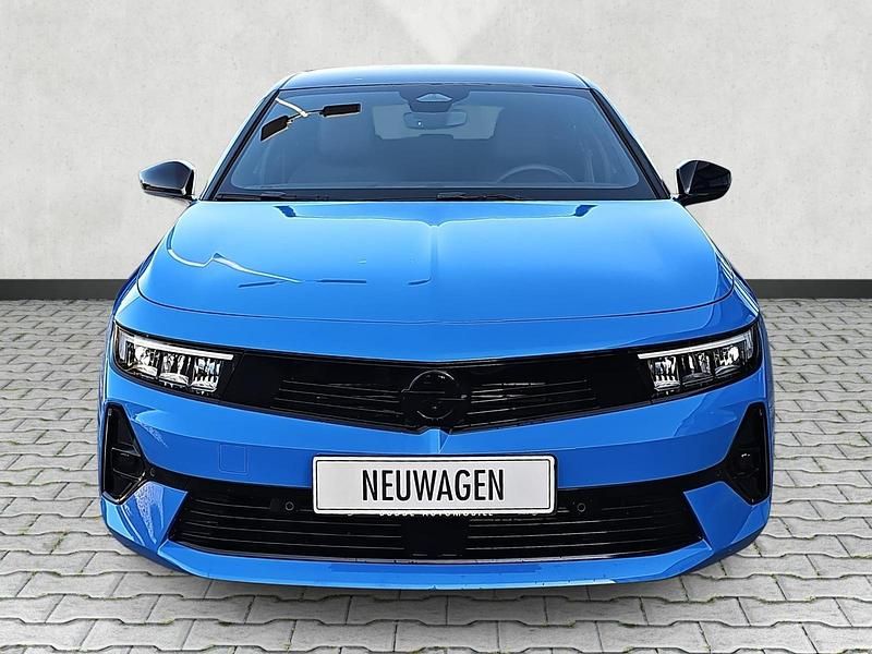 Neu Opel Astra 131 PS (96 kW) 2025 Kobaltblau metallic