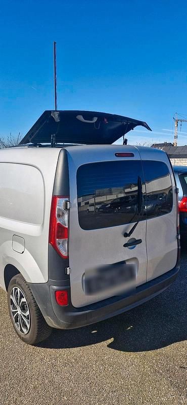 Gebraucht Renault Kangoo 90 PS (66 kW) 2017 Silber Van / Kleinbus