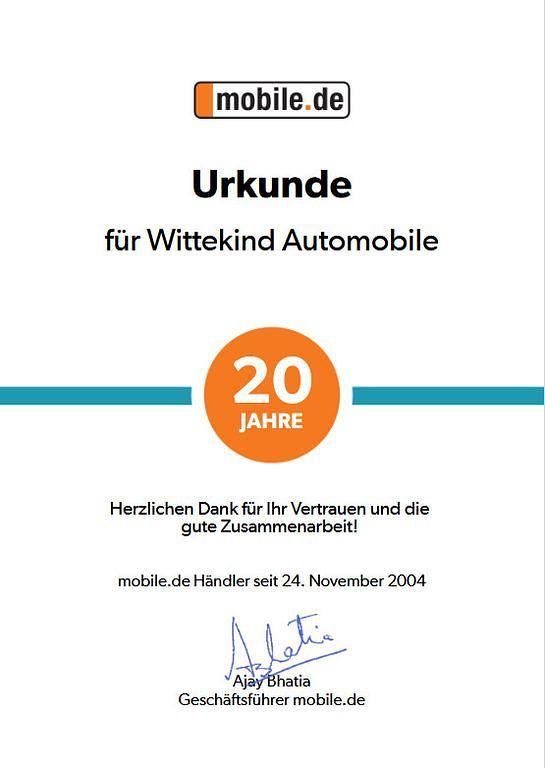 Gebraucht Ford Focus Champions Edition 101 PS (74 kW) 2012 Weiß Limousine