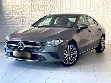 Grau Gebraucht 2020 Mercedes CLA200 Progressive Limousine | 27.390 € (Fairer Preis) - Bild 1/4
