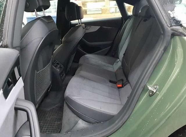 Gebraucht Audi S5 Ambiente 341 PS (250 kW) 2023 Distriktgrün metallic Coupé