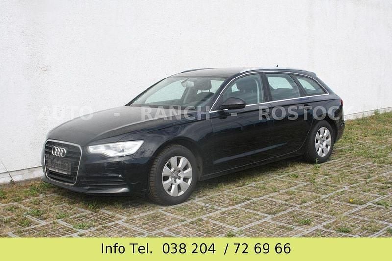 Usado Audi A6 179 HP (131 kW) 2014 Preto Carrinha