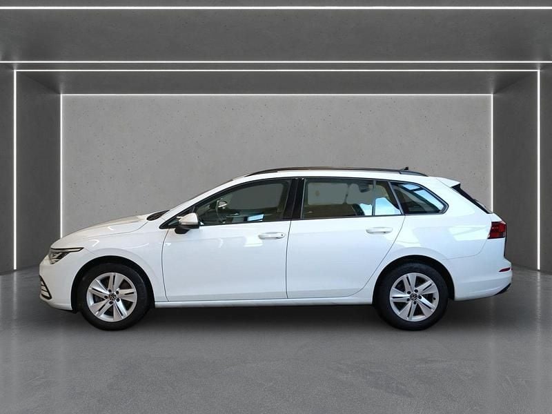 Gebraucht VW Golf VIII Life 116 PS (85 kW) 2023 Weiß Kombi