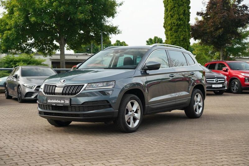 Quarzgrau metallic Gebraucht 2019 Skoda Karoq Ambition SUV | 21.889 € (Fairer Preis) - Bild 1/4